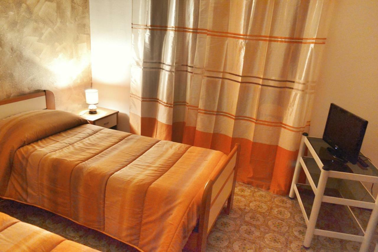 B&B Lungomare Katanya Dış mekan fotoğraf
